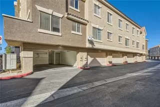 Photo #2: 2542730 Listing