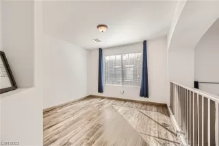 Photo #6: 2542730 Listing