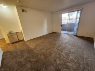 Photo #6: 2542752 Listing 