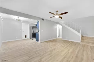 Photo #1: 2542768 Listing