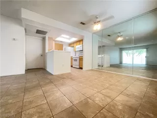 Photo #1: 2542786 Listing 