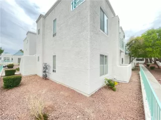 Photo #5: 2542786 Listing 