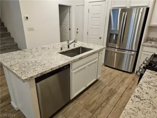 Photo #4: 2542853 Listing 