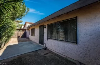 Photo #1: 2542856 Listing 