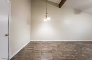 Photo #6: 2542856 Listing 