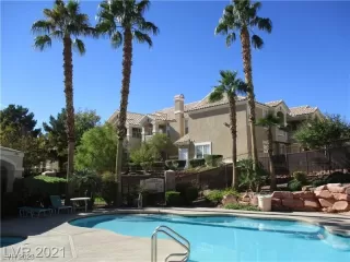 Photo #3: 2542872 Listing 