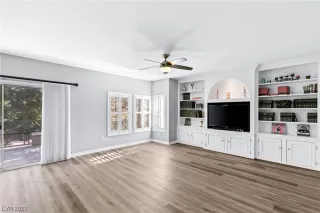 Photo #1: 2542924 Listing 