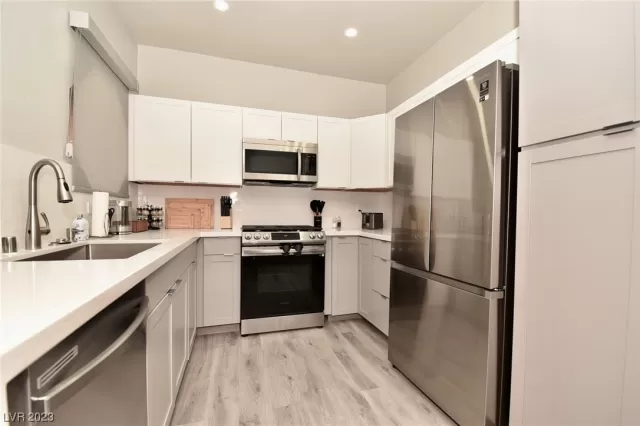 MLS: 2542938 Condo For Sale