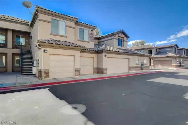 MLS: 2542945 Condo For Sale