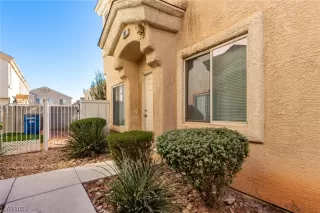 Photo #1: 2542946 Listing 