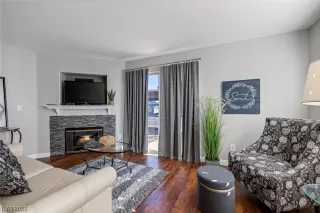 Photo #2: 2542963 Listing