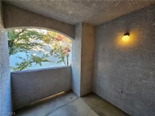 Photo #6: 2542971 Listing 