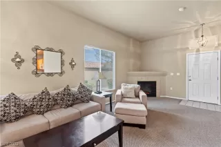 Photo #2: 2542977 Listing