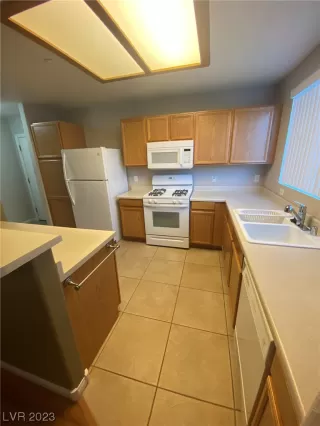 Photo #3: 2542980 Listing 