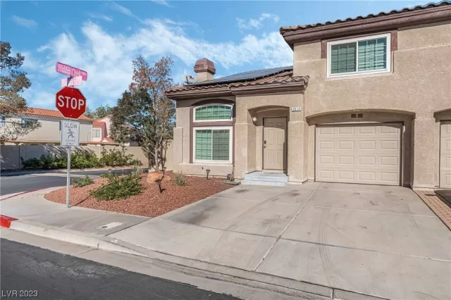 MLS: 2542988 Condo For Sale