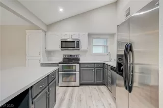 Photo #6: 2543021 Listing 