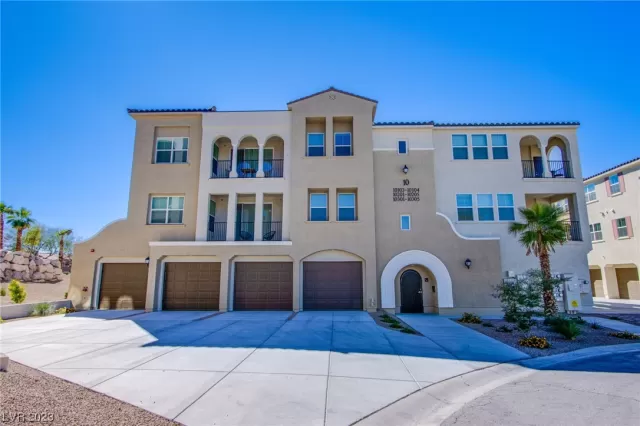 MLS: 2543049 Condo For Sale