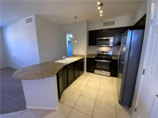 Photo #6: 2543066 Listing 