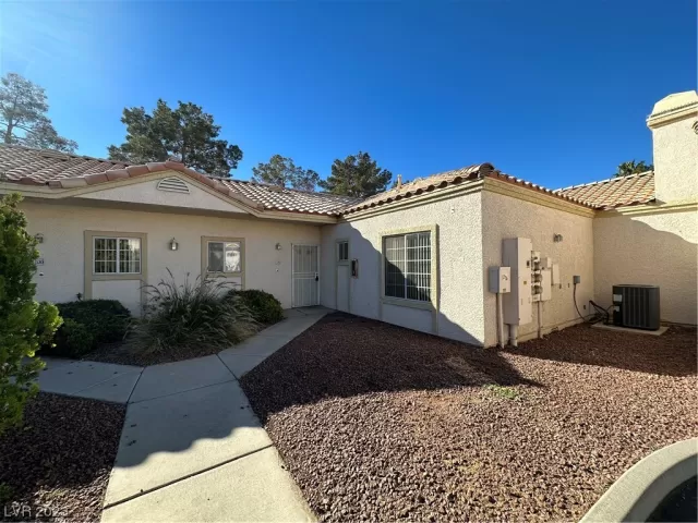 MLS: 2543124 Condo For Sale