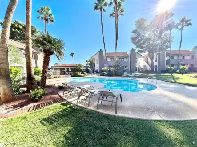 MLS: 2543154 Condo For Sale