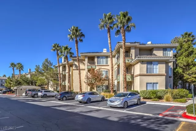 MLS: 2543161 Condo For Sale