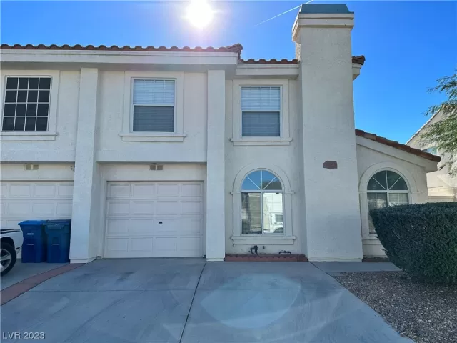 MLS: 2543200 Condo For Sale