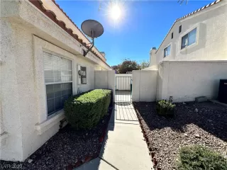 Photo #1: 2543200 Listing 