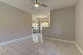 Photo #6: 2543230 Listing