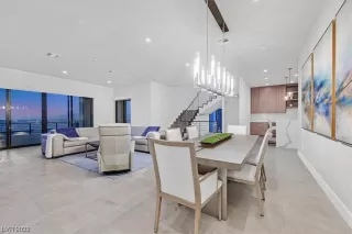 Photo #6: 2543272 Listing