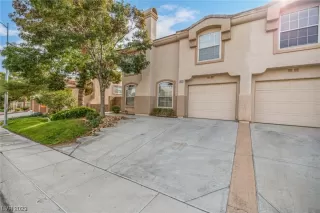 Photo #1: 2543288 Listing 