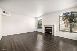 Photo #5: 2543288 Listing 