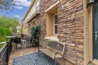 Photo #1: 2543298 Listing