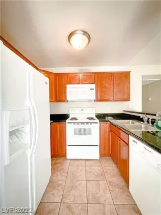 Photo #3: 2543310 Listing 