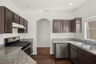 Photo #2: 2543326 Listing