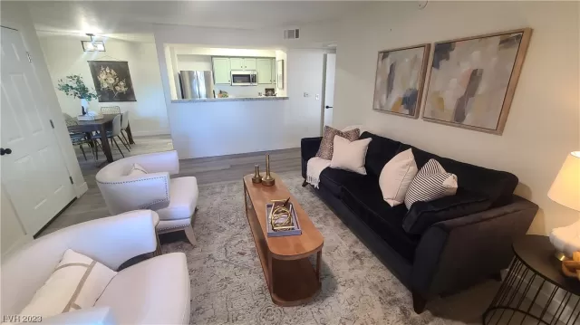 MLS: 2543370 Condo For Sale