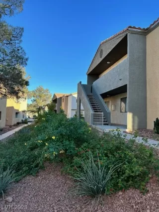 Photo #1: 2543412 Listing 