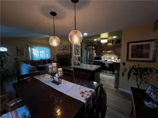 Photo #6: 2543432 Listing