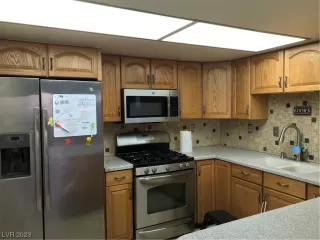 Photo #3: 2543440 Listing 