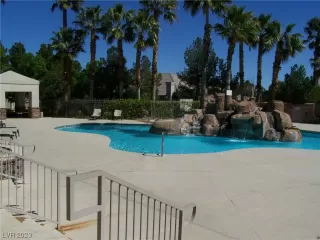 Photo #3: 2543450 Listing 