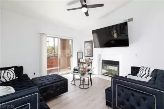 Photo #5: 2543454 Listing