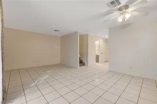 Photo #1: 2543455 Listing