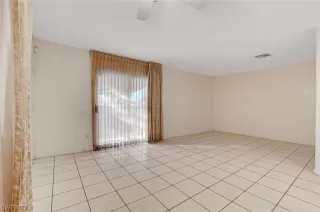 Photo #2: 2543455 Listing