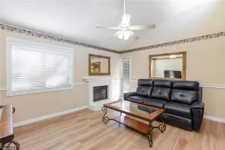 Photo #3: 2543462 Listing