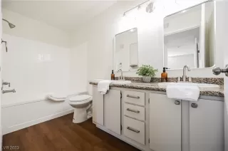 Photo #3: 2543464 Listing