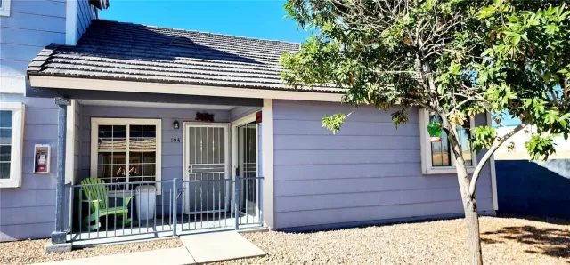 MLS: 2543478 Condo For Sale