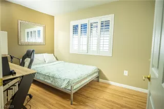 Photo #4: 2543478 Listing