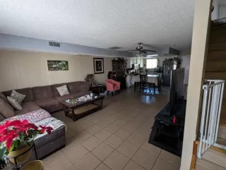 Photo #3: 2543536 Listing