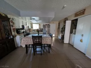 Photo #4: 2543536 Listing