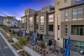 Photo #1: 2543550 Listing