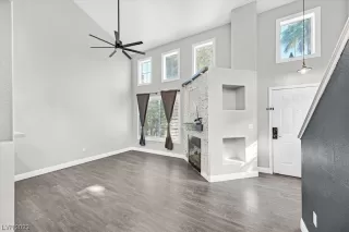 Photo #2: 2543572 Listing